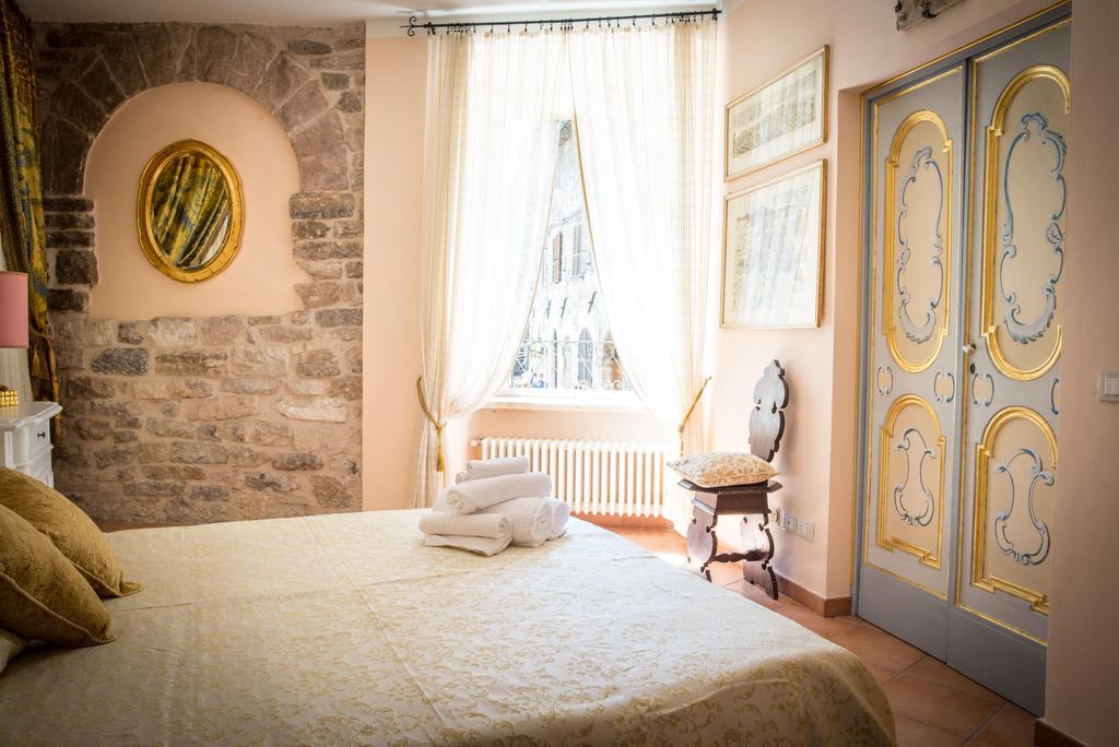 Apartment Assisi Cattedrale Oda fotoğraf